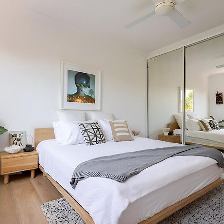 Stylish And Spacious Beach Apartment Сидни Екстериор снимка