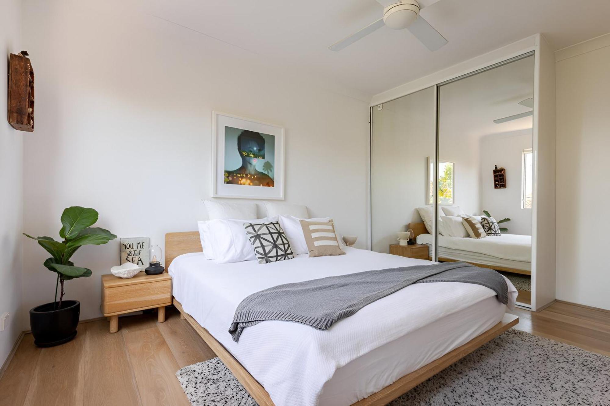Stylish And Spacious Beach Apartment Сидни Екстериор снимка